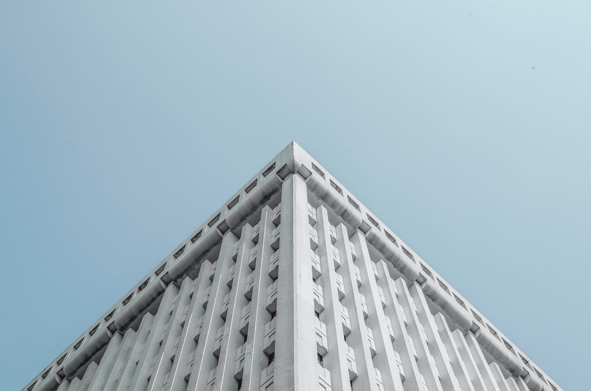 凌晨4点 欧冠25.5亿恩怨大战！皇马冲4连胜 8名攻击手对飙