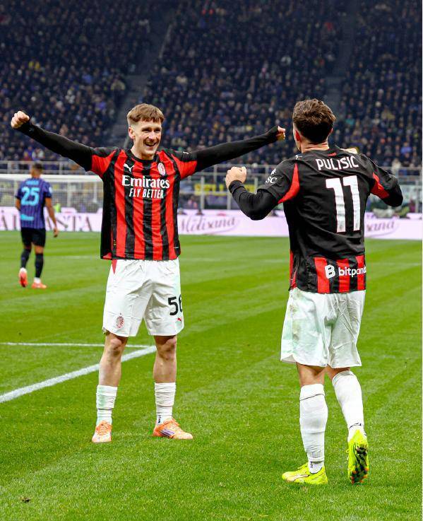 恰尔汗奥卢失点,普利西奇一剑封喉,国米0-1AC米兰痛失意甲榜首