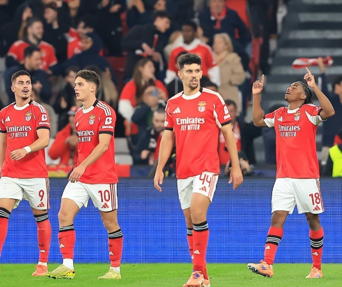 本菲卡2:0战胜那不勒斯,穆里尼奥有望迎来第3座欧冠奖杯