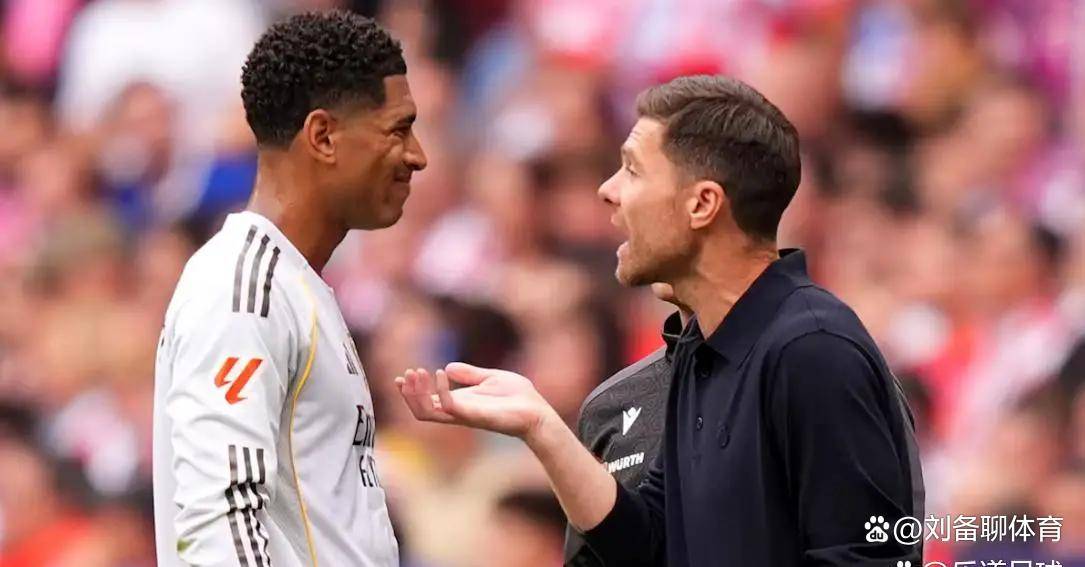 登贝莱男足最佳球员,FIFA年度最佳奖项汇集:多纳鲁马获最佳门将