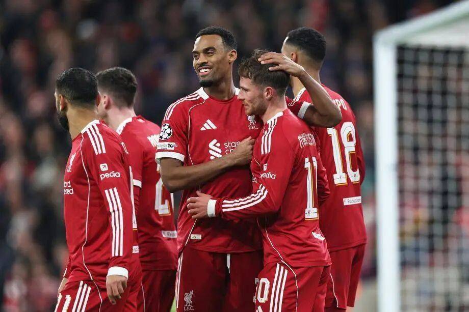 斯洛特终于做出改变！放弃控球改打防反，三大核心被彻底激活