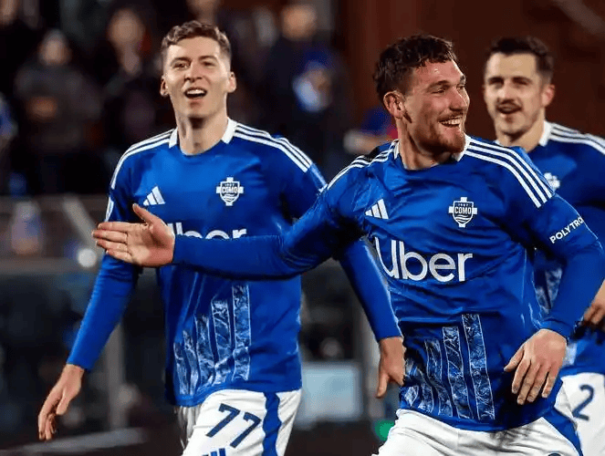 欧冠资格生死判!罗马残阵奔赴“地狱主场”,科莫“黑马奇迹”一黑到底?